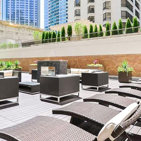 Envitae 2Br Vibrant High-Rise Penthouse Apartment Chicago Exterior photo